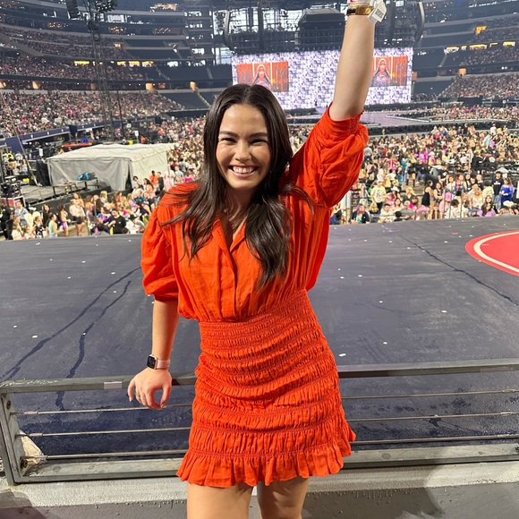 Meet your Posher, Mel - Picture 4 of 6